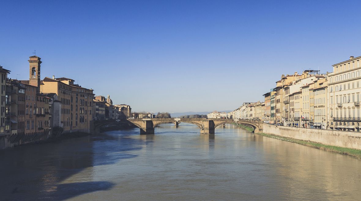 Ponte Santa Trinita je ukázkový renesanční most