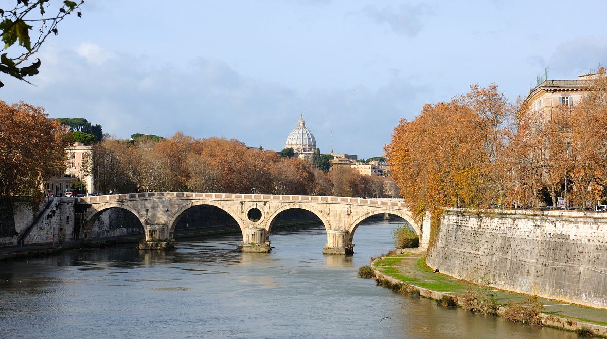 Ponte Fabricio - nejstarší dochovaný most v Římě