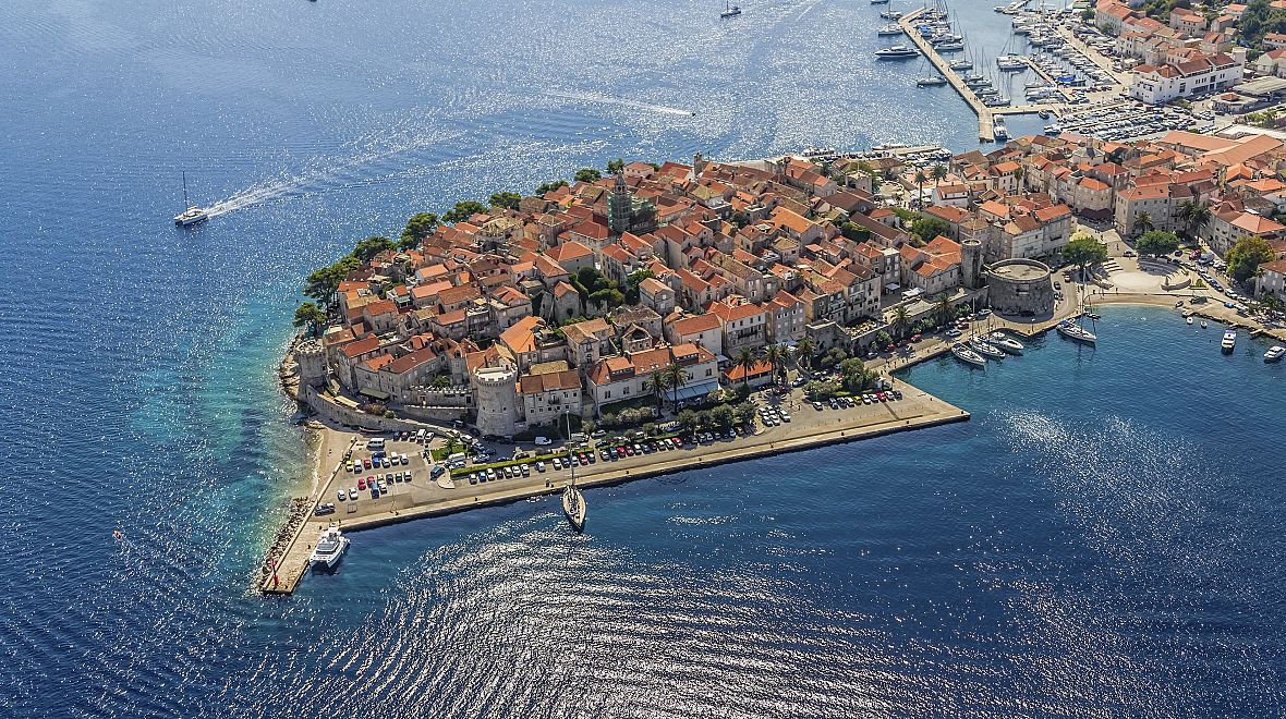 Ostrov Korčula se nachází v jižní Dalmácii