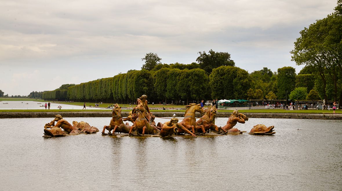 Krásné fontány ve Versailles jsou v provozu jen o víkendech