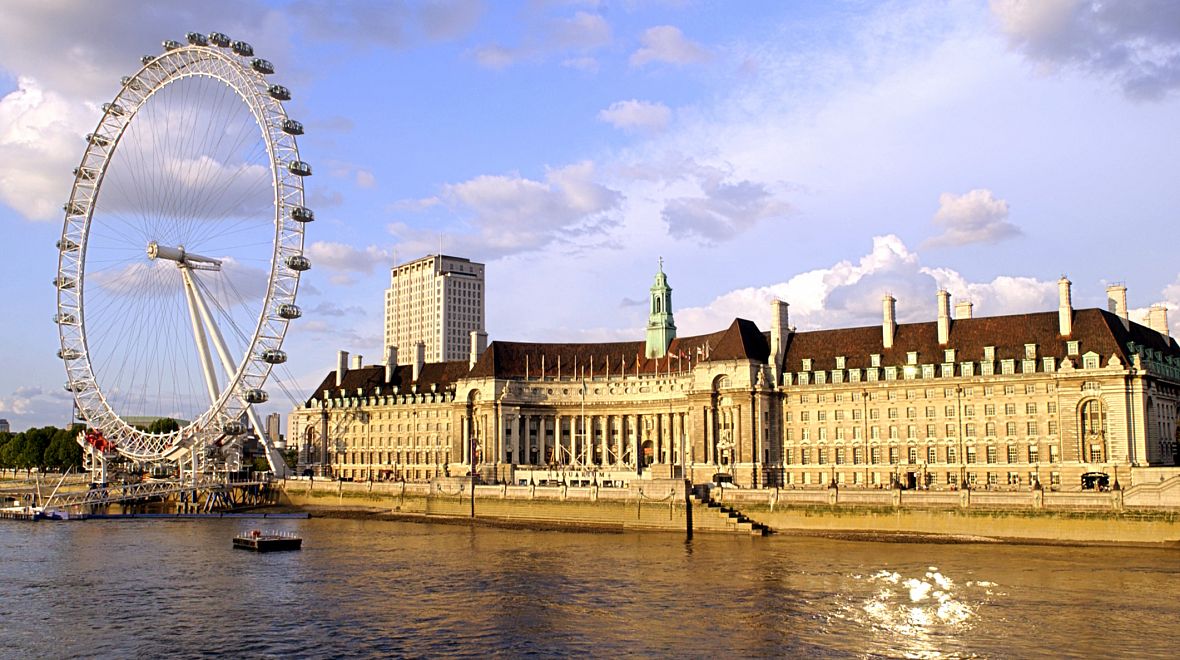 London Eye se řadí mezi TOP atrakce Londýna
