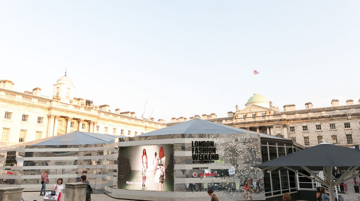 Dějiště London fashion weekendu: Somerset house