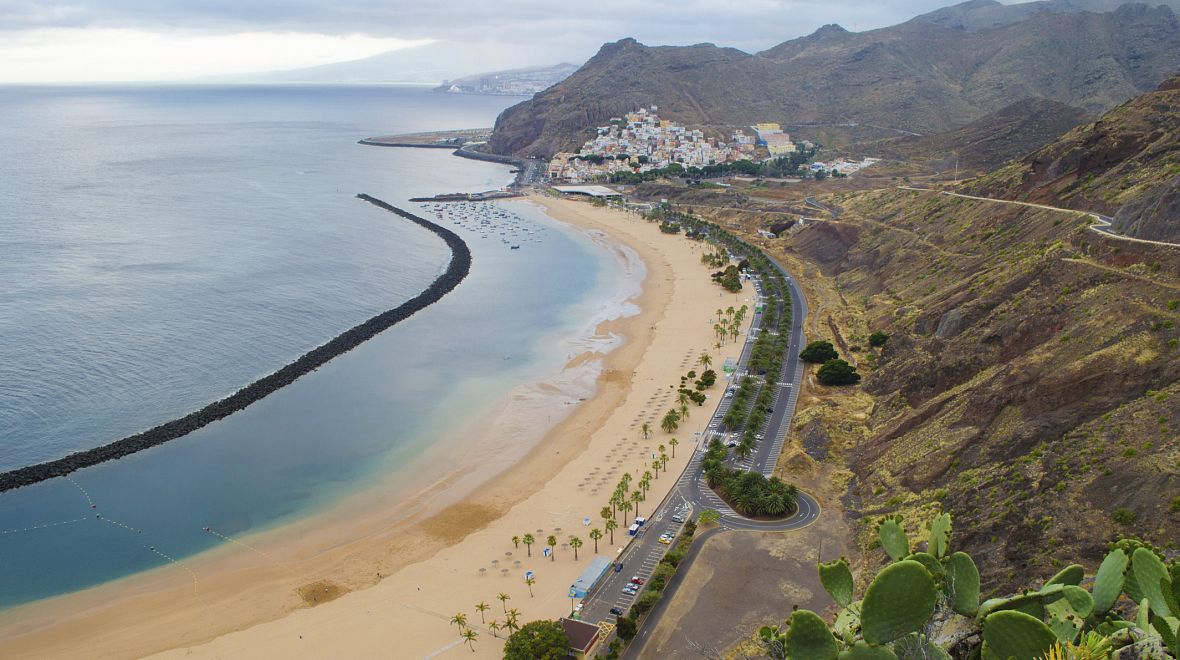 Las Teresitas je nejčastější fotografie z Tenerife