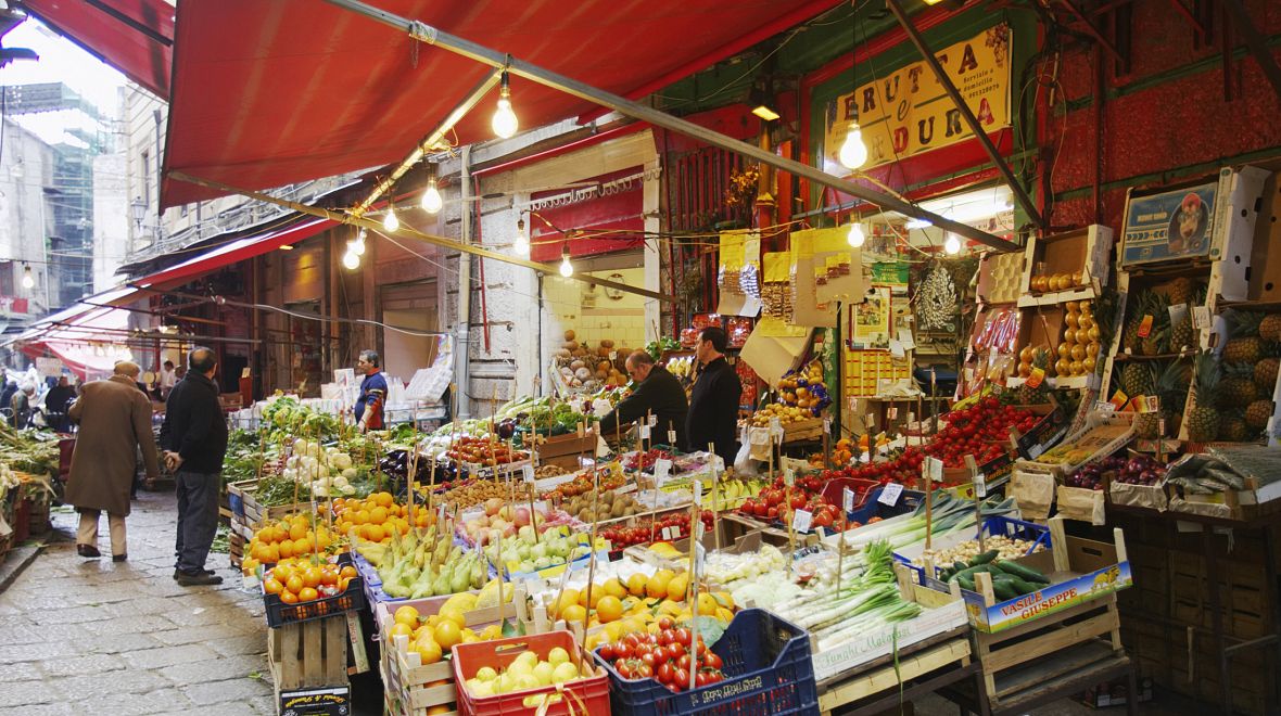 Pouliční trh Vucciria 