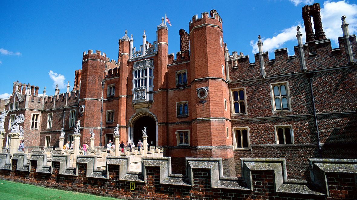 Hampton Court Palace v Londýně se představuje v celé své kráse... 