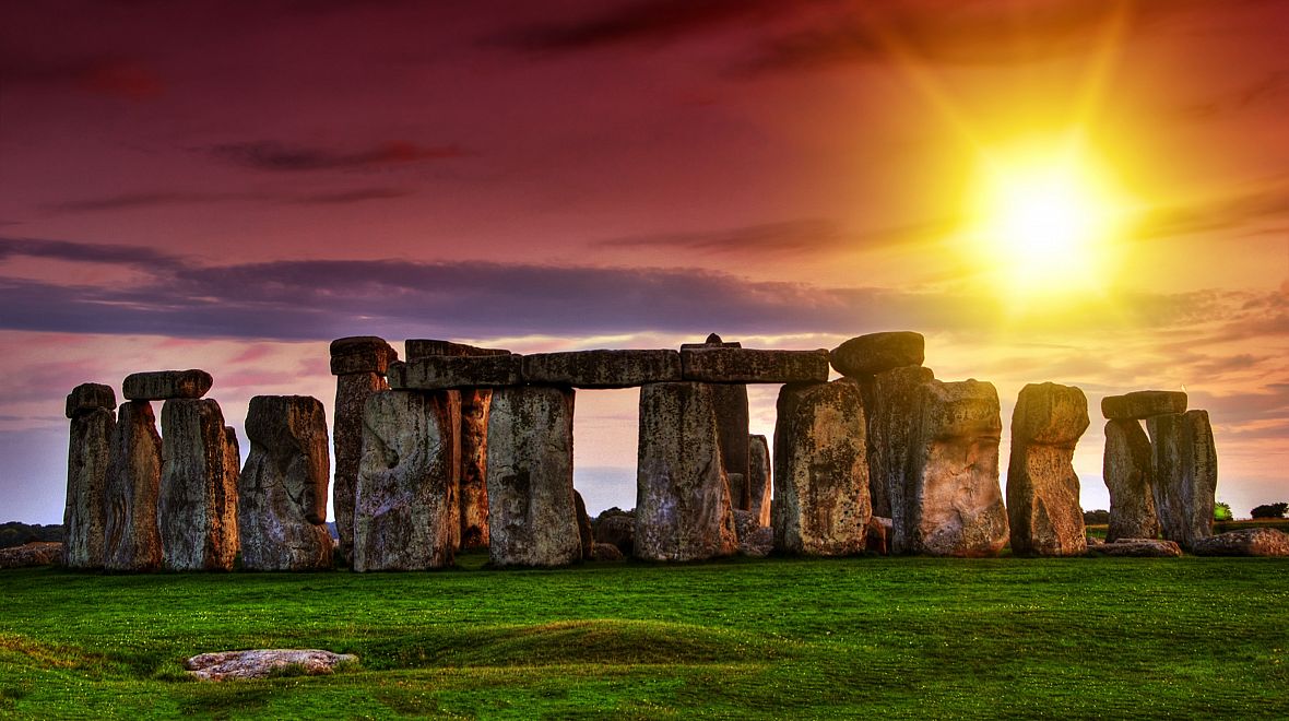 Stonehenge má mystickou atmosféru v kteroukoli denní dobu