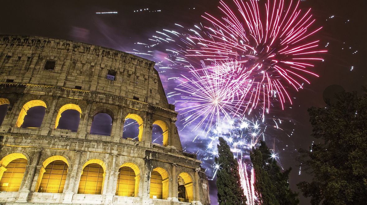 Silvestrovské ohňostroje v Římě