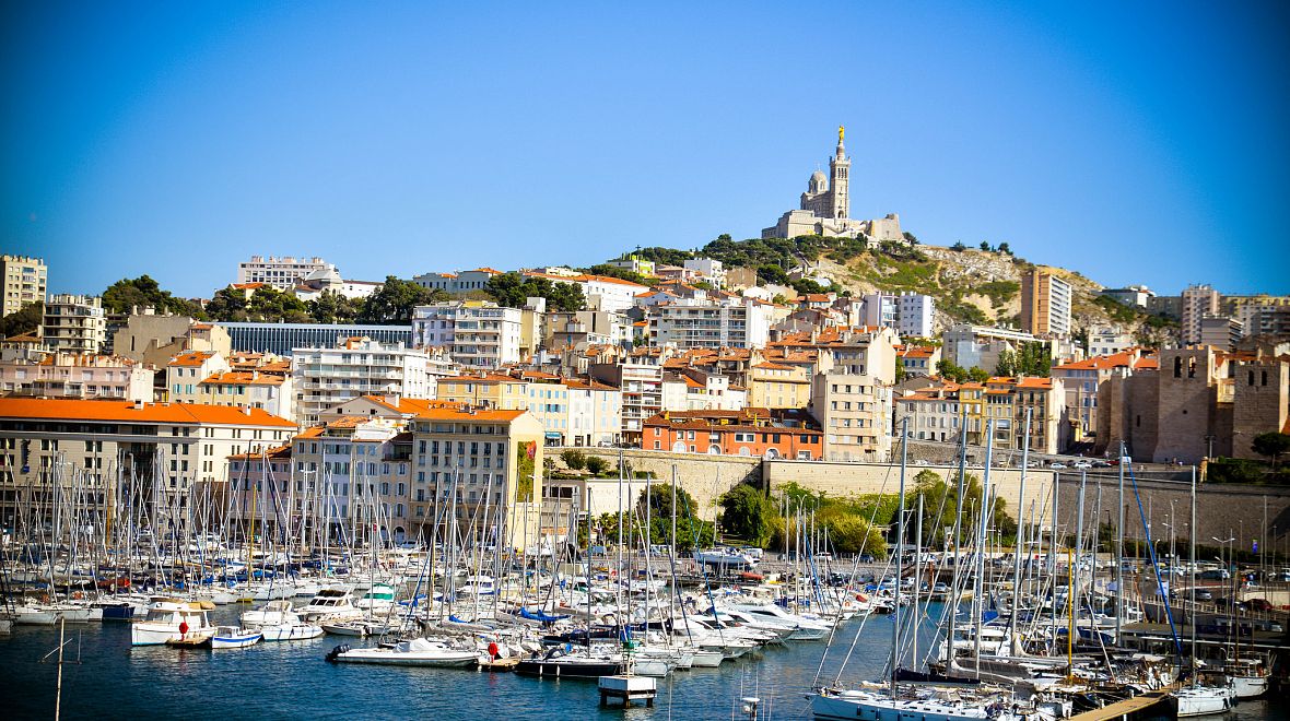 Přístav v Marseilles – hlavním městě Provence