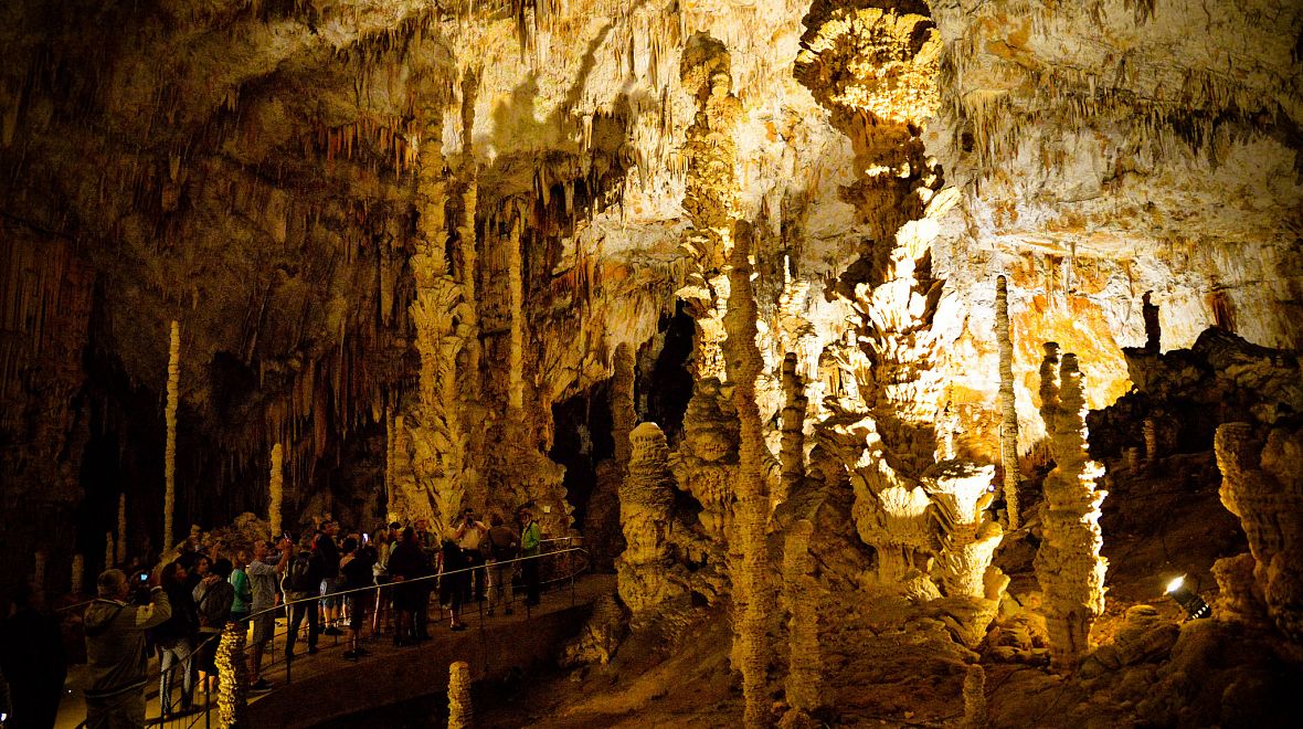 Jeskyně Aven d´Orgnac – bohatství Provence pod povrchem