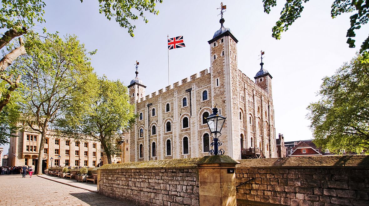 S Tower of London se váže nespočet tajuplných příběhů
