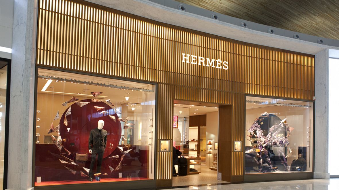 Navštivte slavný módní dům Hermès! Kousky s příběhem se nikdy neomrzí... 