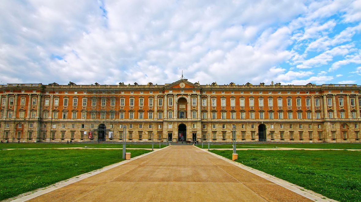 V rozlehlém královském paláci se skrývá více než 1200 místností