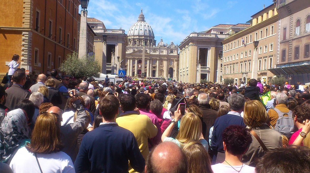 Papežovo Urbi et orbi si nikdo nechce nechat ujít 