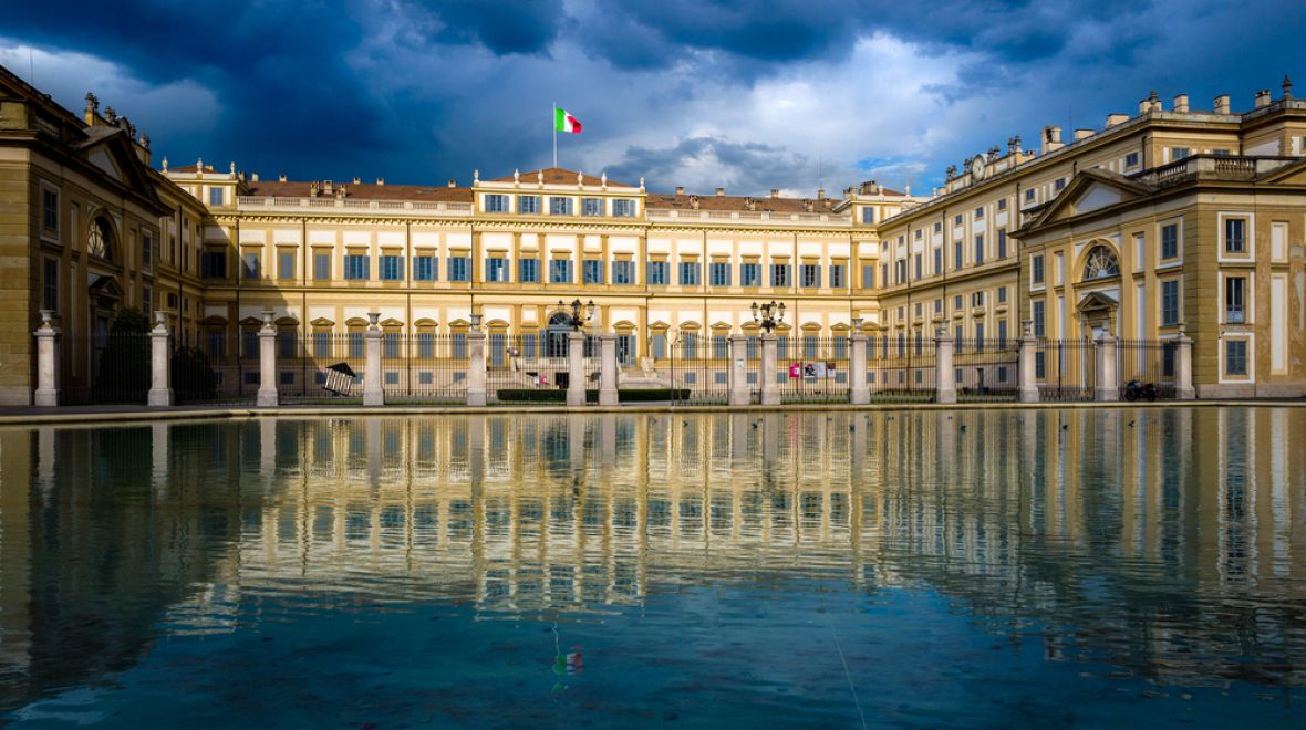 Inspirací pro královský palác v Monze byl vídeňský Schönbrunn