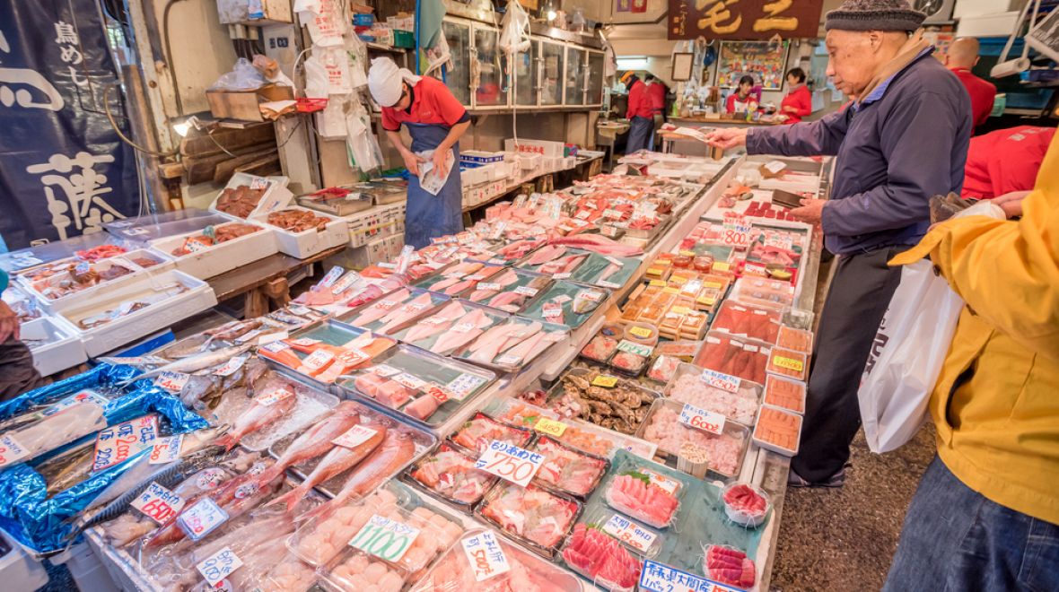Trh je zaměřen hlavně na ryby a mořské plody