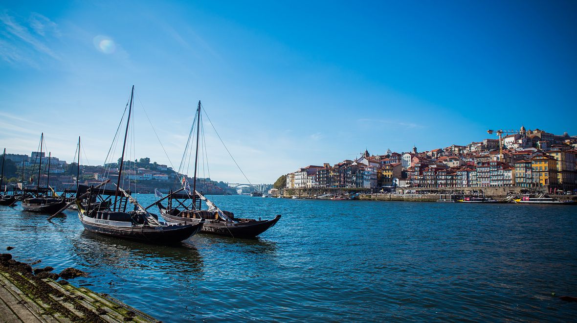 Řeka Douro, která rozděluje Porto