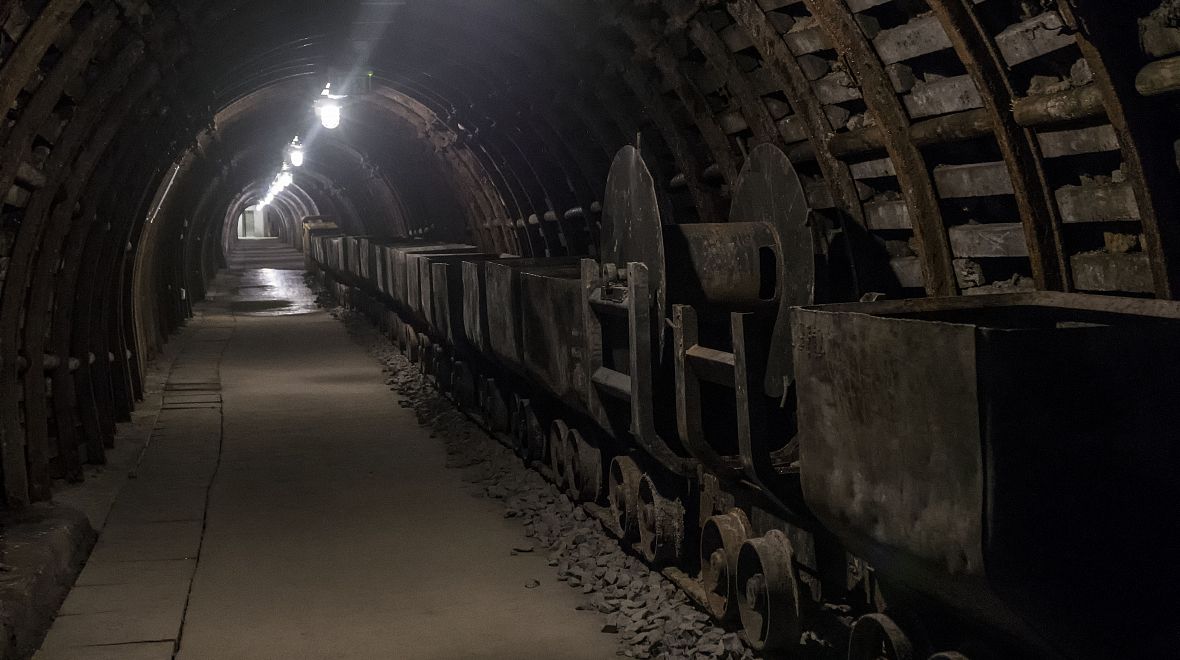 Tunel Julia - těžba uhlí