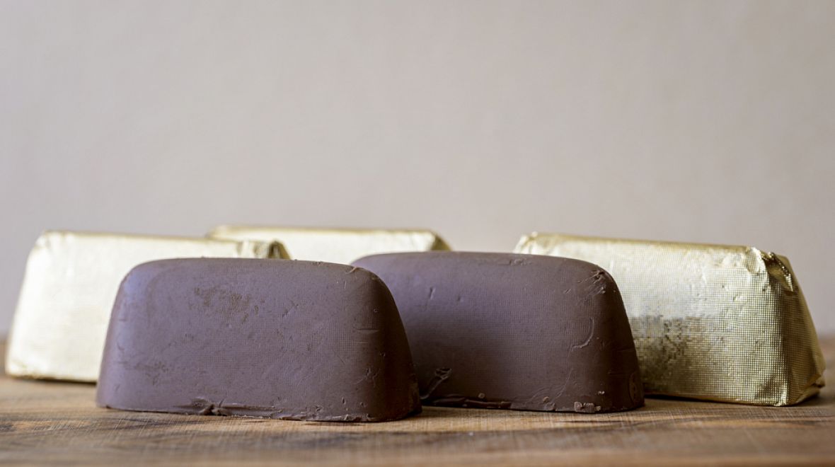 Gianduiotto – typický čokoládový bonbon vyráběný v Turínu 