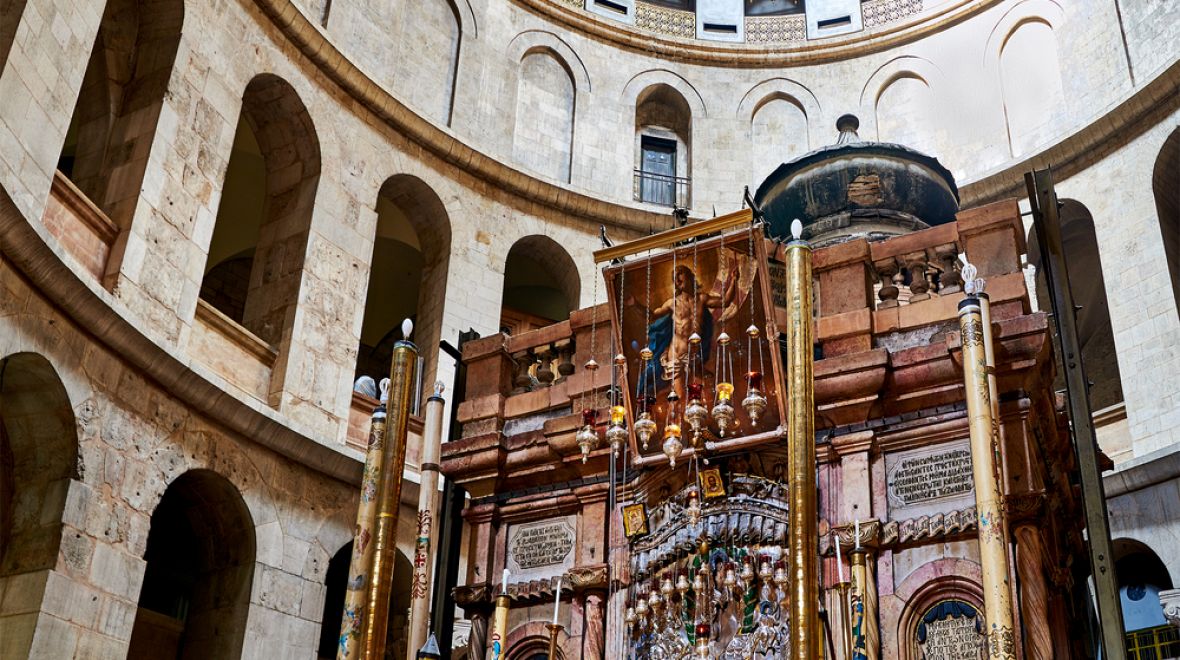 Opravy této slavné křesťanské památky se rozjely za pět minut dvanáct