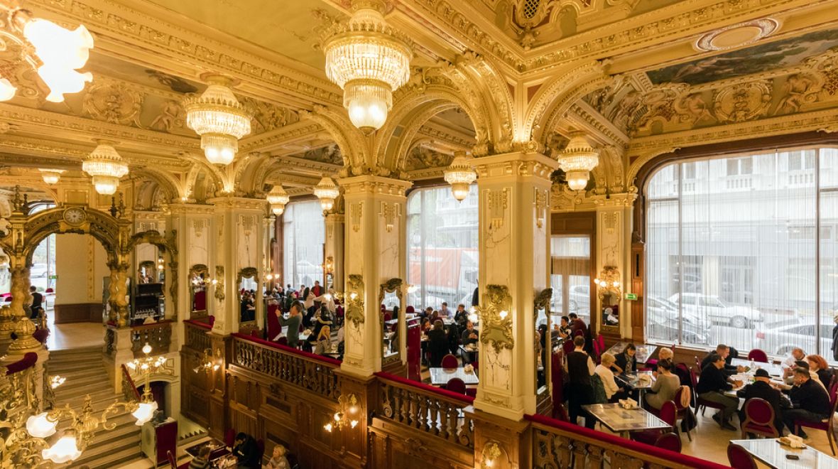 Perlou New York Palace je „nejkrásnější kavárna na světě“