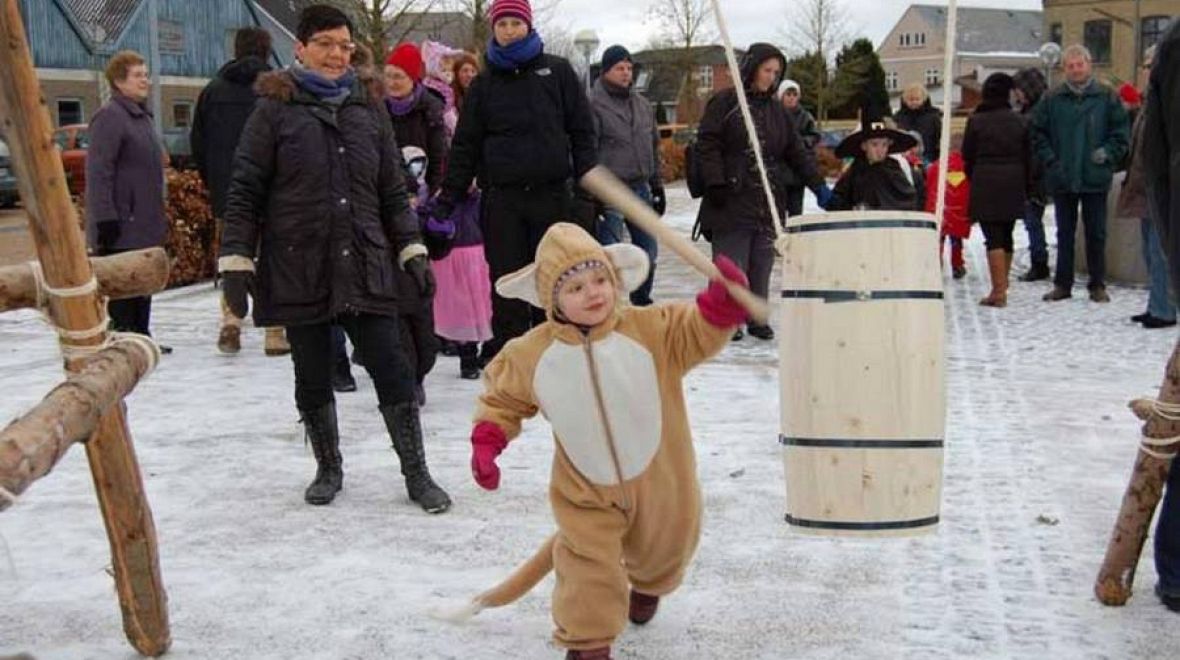 Piñata se mezi dánskými dětmi těší velké oblibě