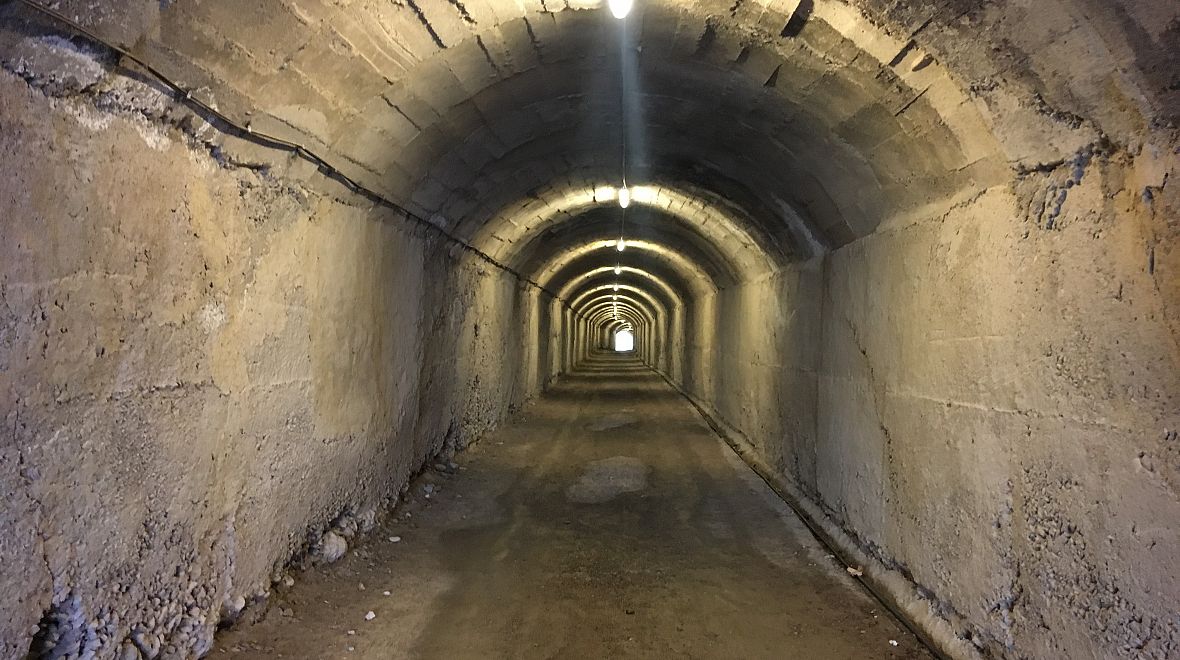 Projděte se albánskými tunely
