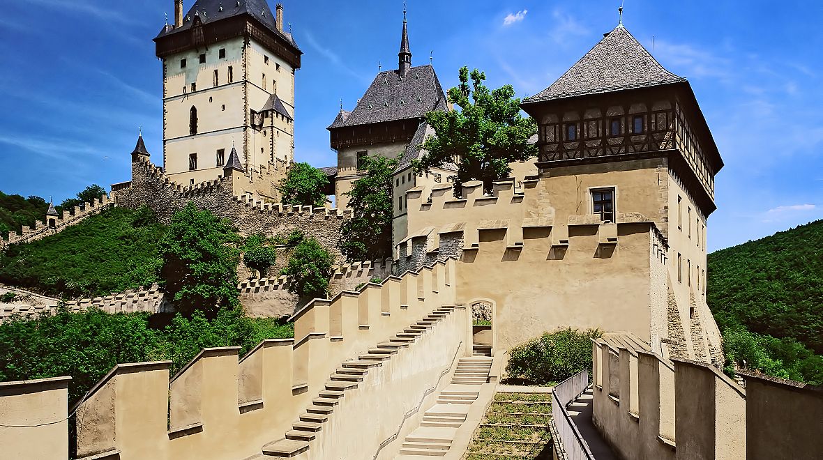 Hrad založil Karel IV.