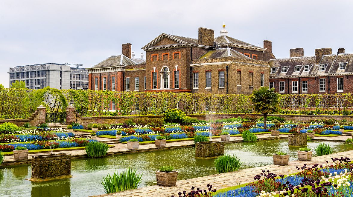 Kensingtonské zahrady jsou nejkrásnější na jaře, kdy vše krásně kvete