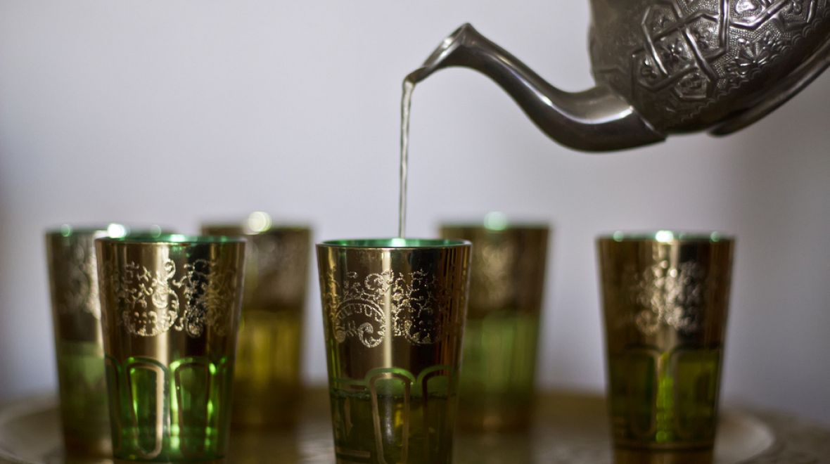 Teď už i doma můžete pít marocký čaj z malých skleniček
