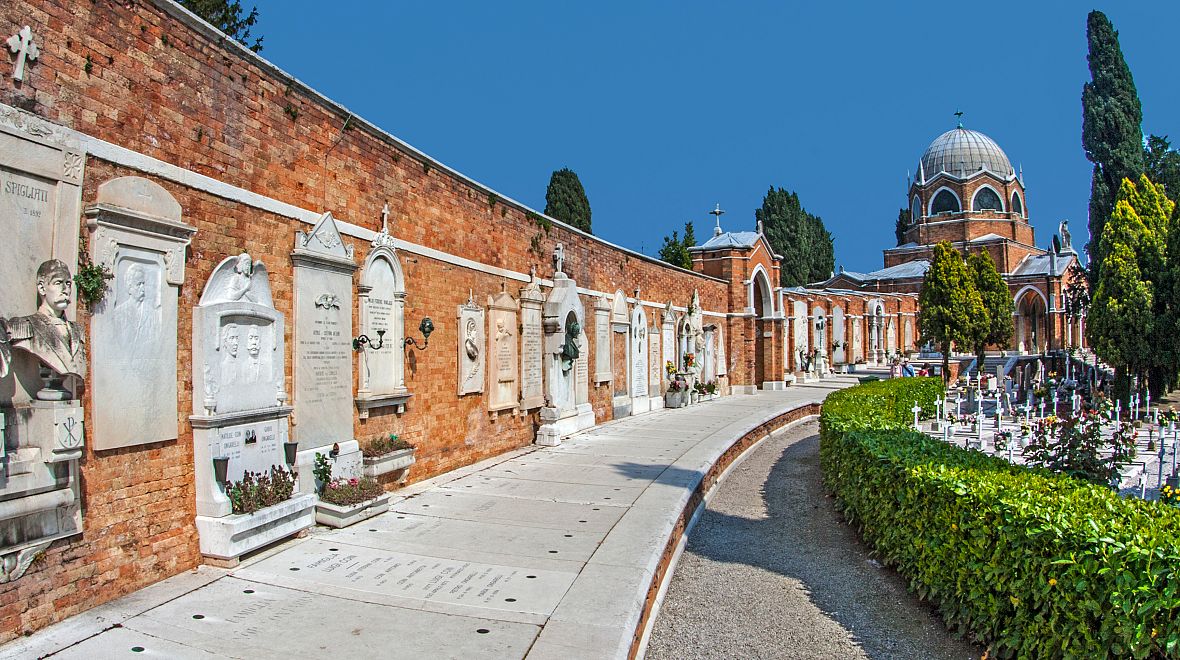 Jedná se o jediný hřbitov v Benátkách