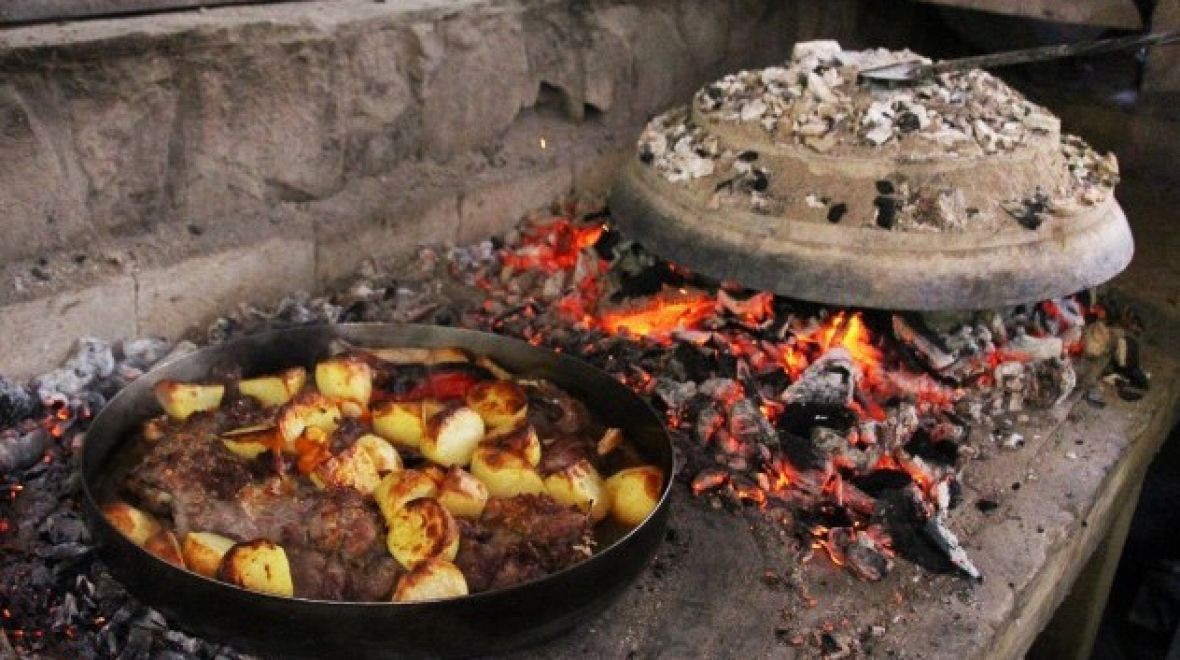 Černohorská kuchyně pod pokličkou
