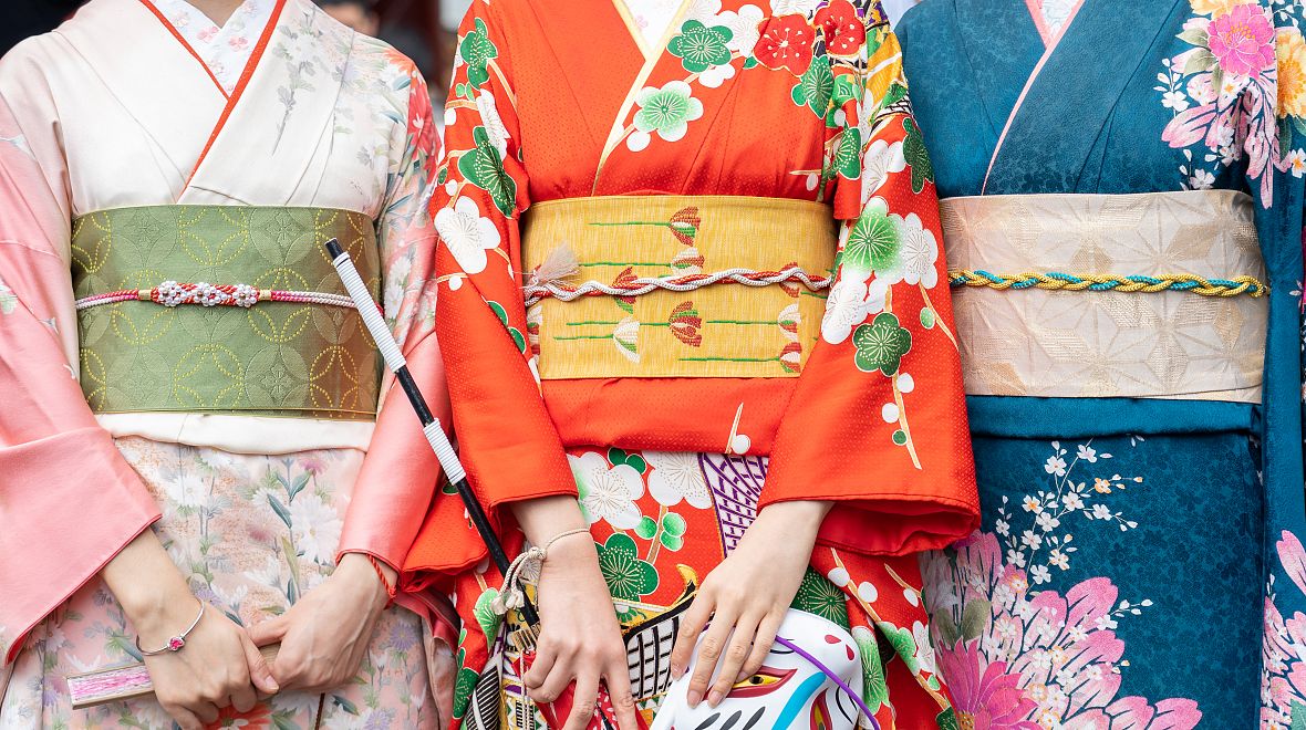 Je několik technik barvení kimon