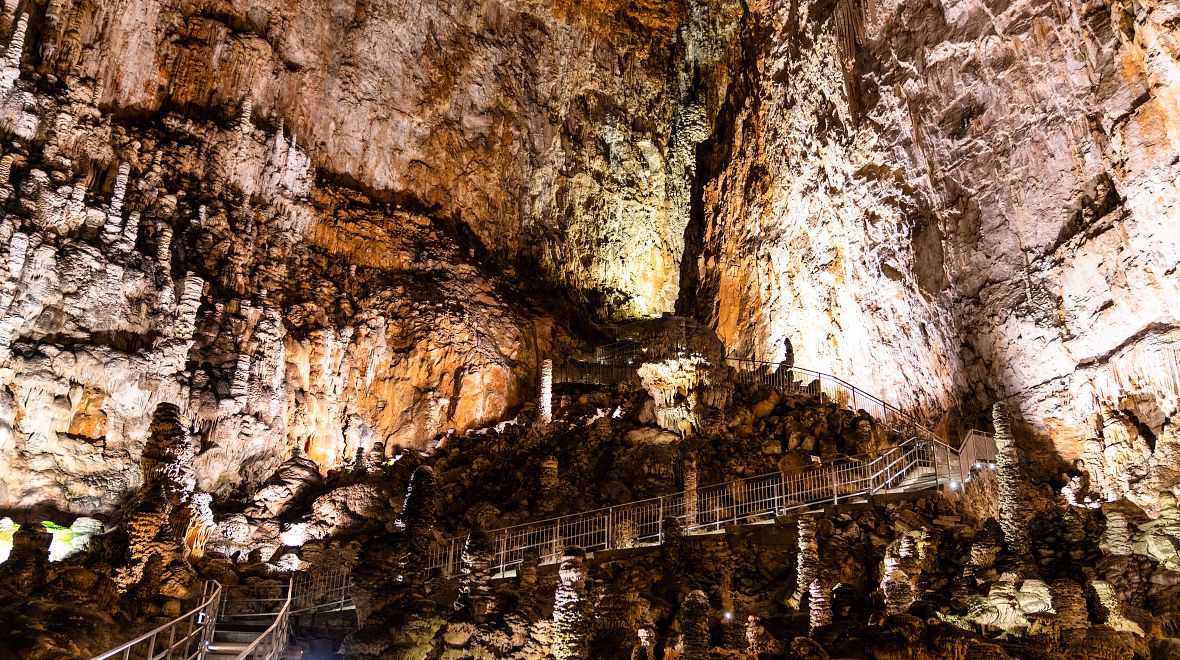 Grotta Gigante - jedna z největších turistům přístupných jeskyní na světě 