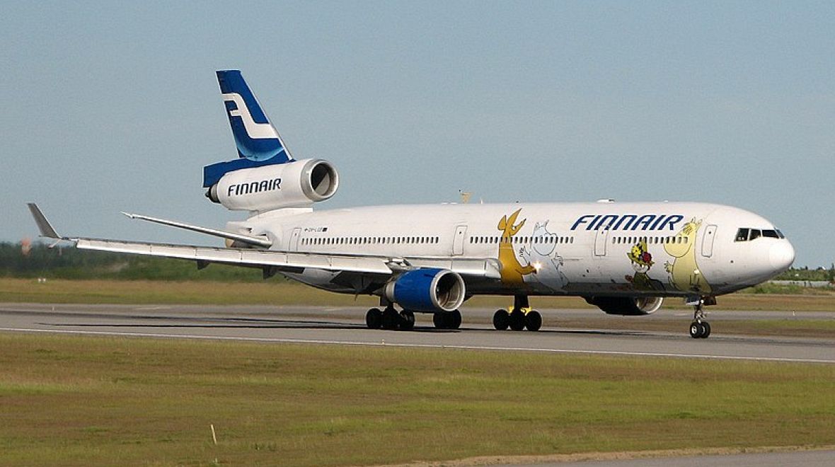 Letadlo společnosti Finnair s postavičkami mumínků