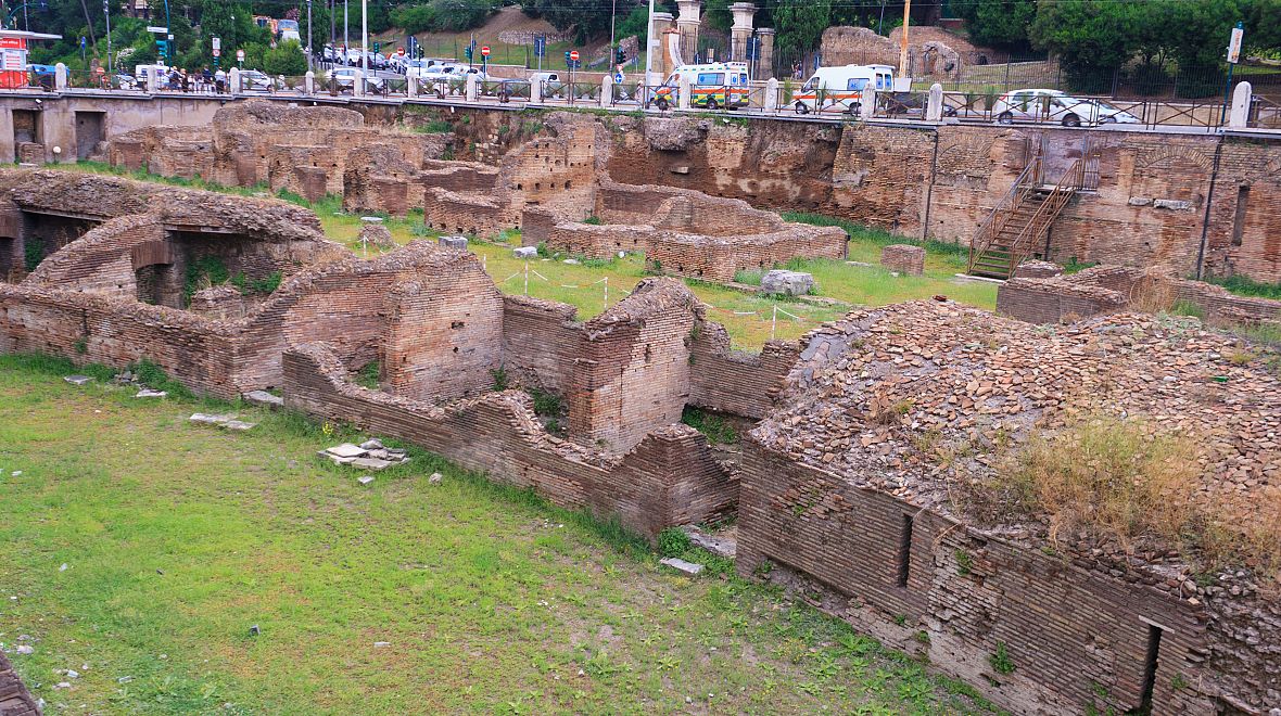 Pozůstatky gladiátorské školy v Římě