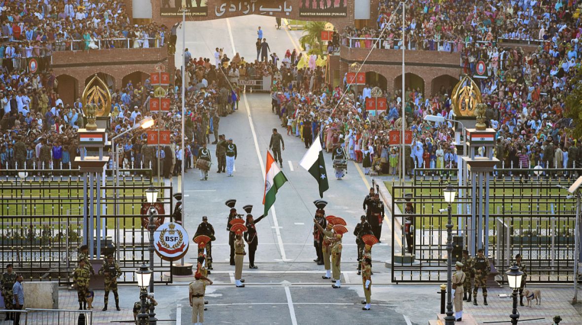 Slavnostní uzavírání hranice s Pákistánem – Wagah border