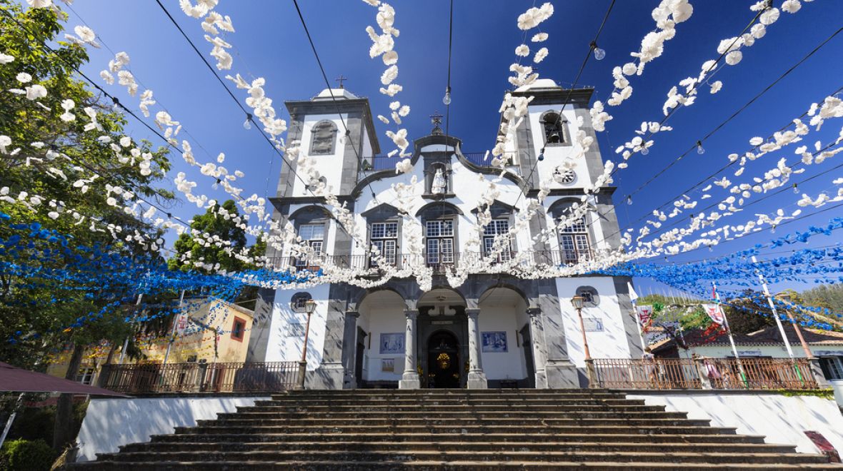 Kostel Nossa Senhora do Monte ve Funchalu