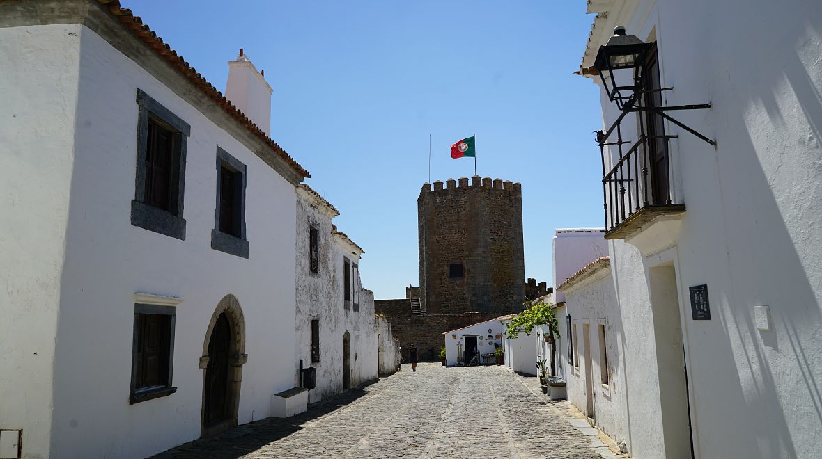 Ulice středověké vesničky Monsaraz