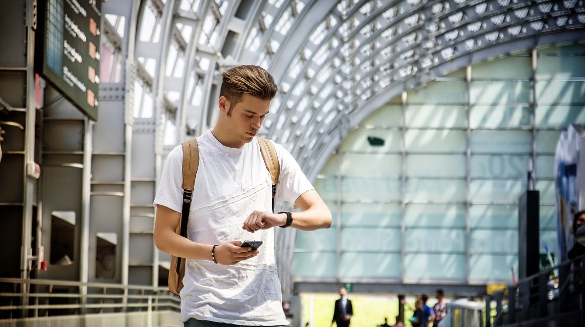 V případě, že chcete ušetřit čas a vyrážíte někam dál, jednoznačně zvolte letadlo