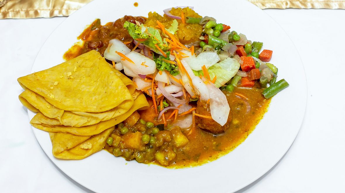 Známý pokrm dholl puri