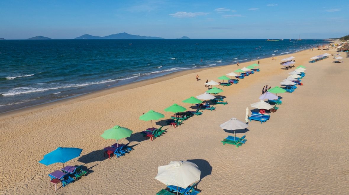 Relaxovat můžete na dlouhých písečných plážích