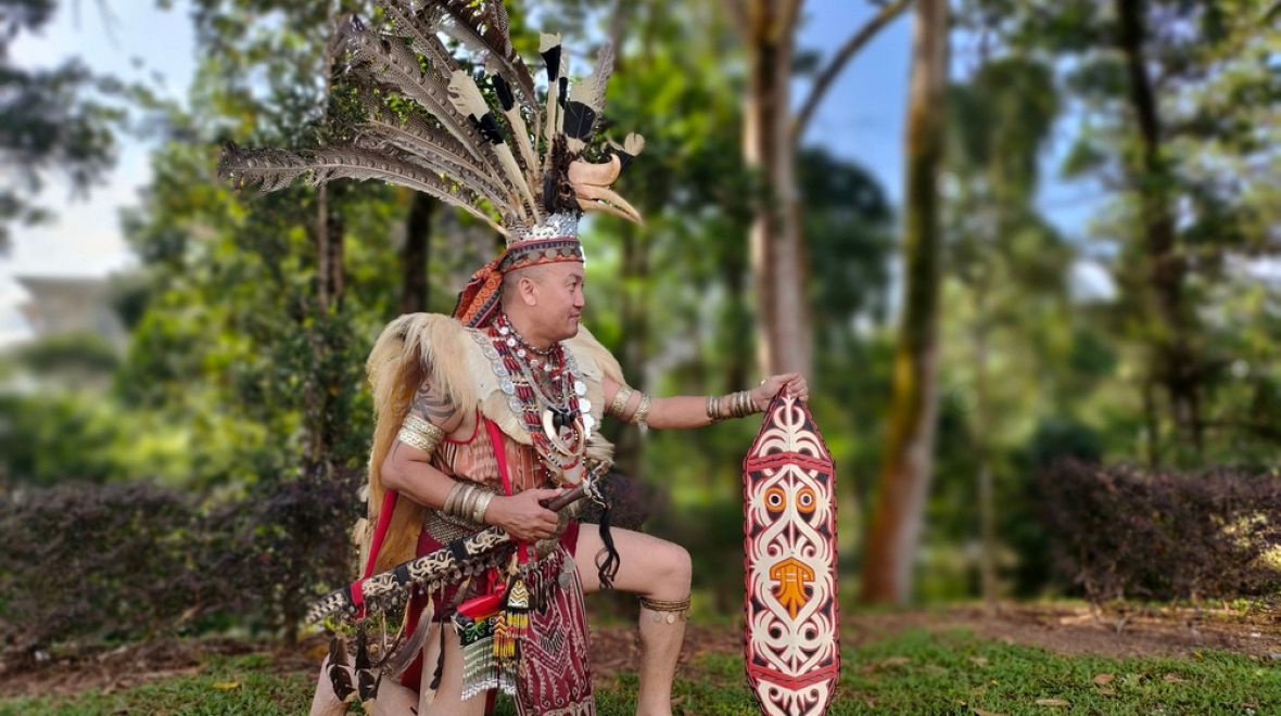 Ostrov se stal domovem pro více než 200 různých etnických skupin