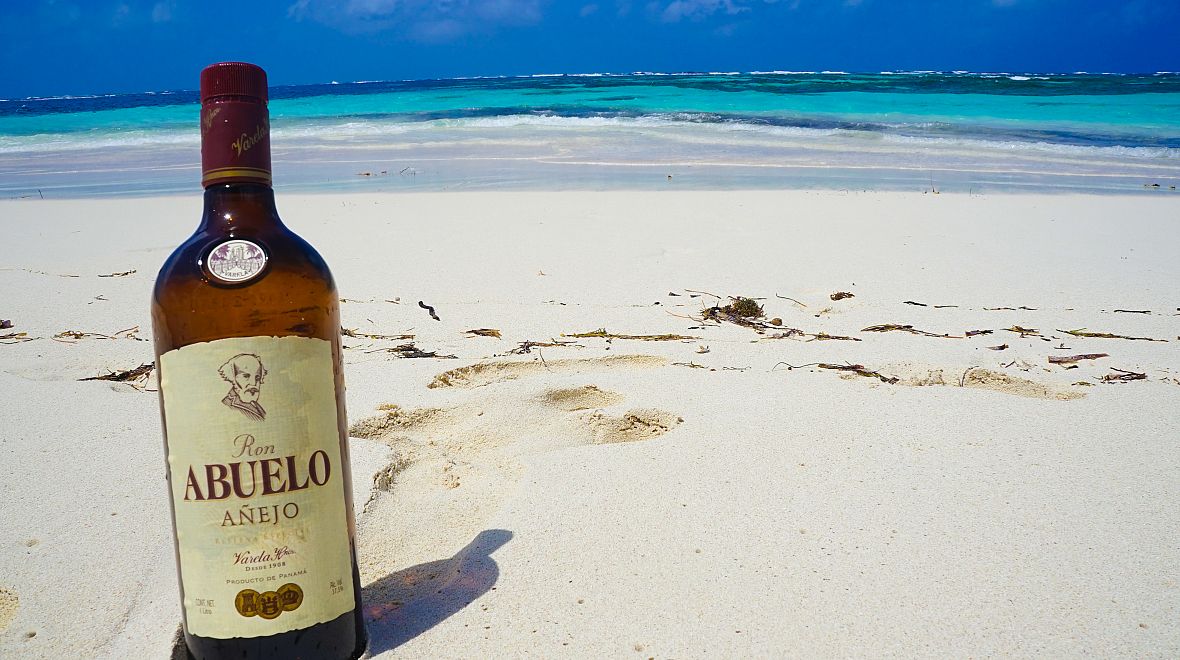 Nezapomeňte na ochutnávku místního rumu