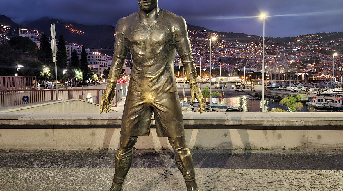Socha Cristiana Ronalda u muzea CR7