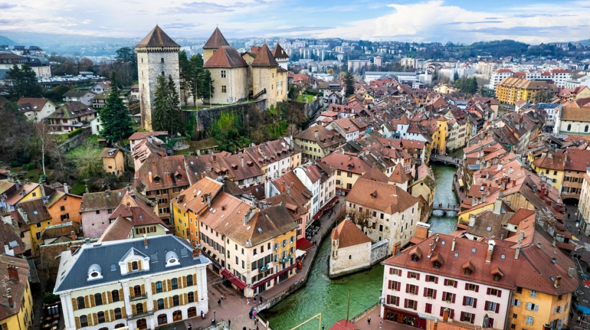 Charakter města utvářejí místní kanály