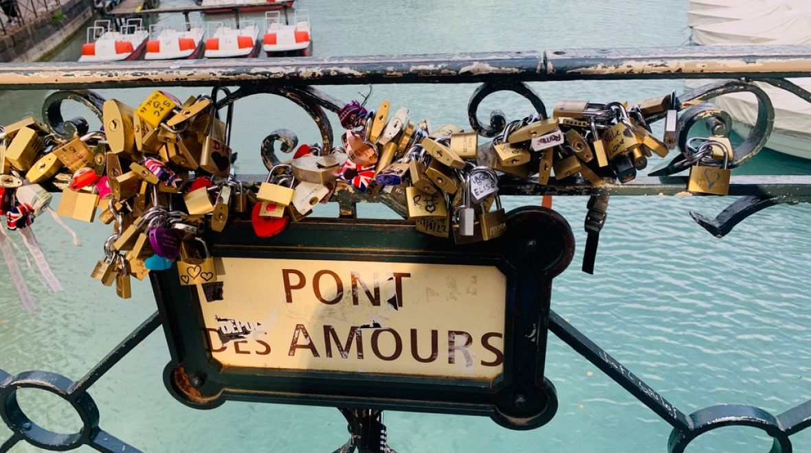 Projděte se po mostě zamilovaných