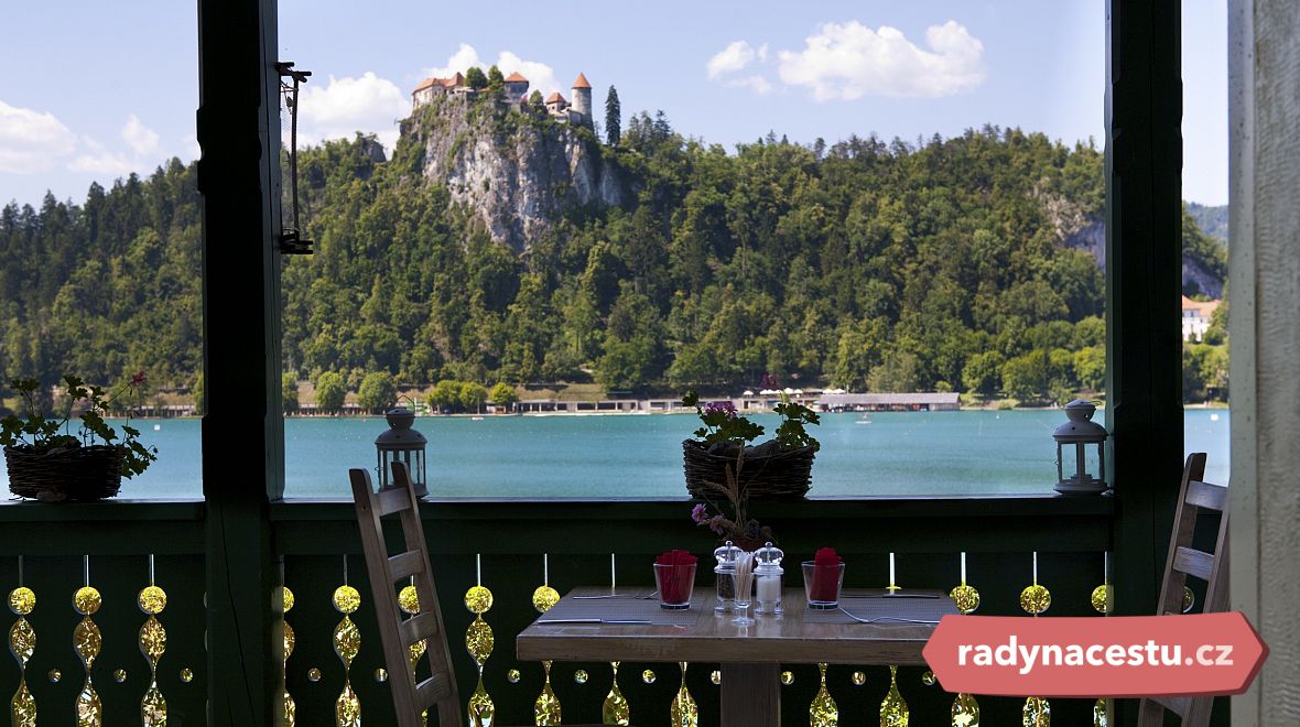 Romantika u slovinského jezera Bled.