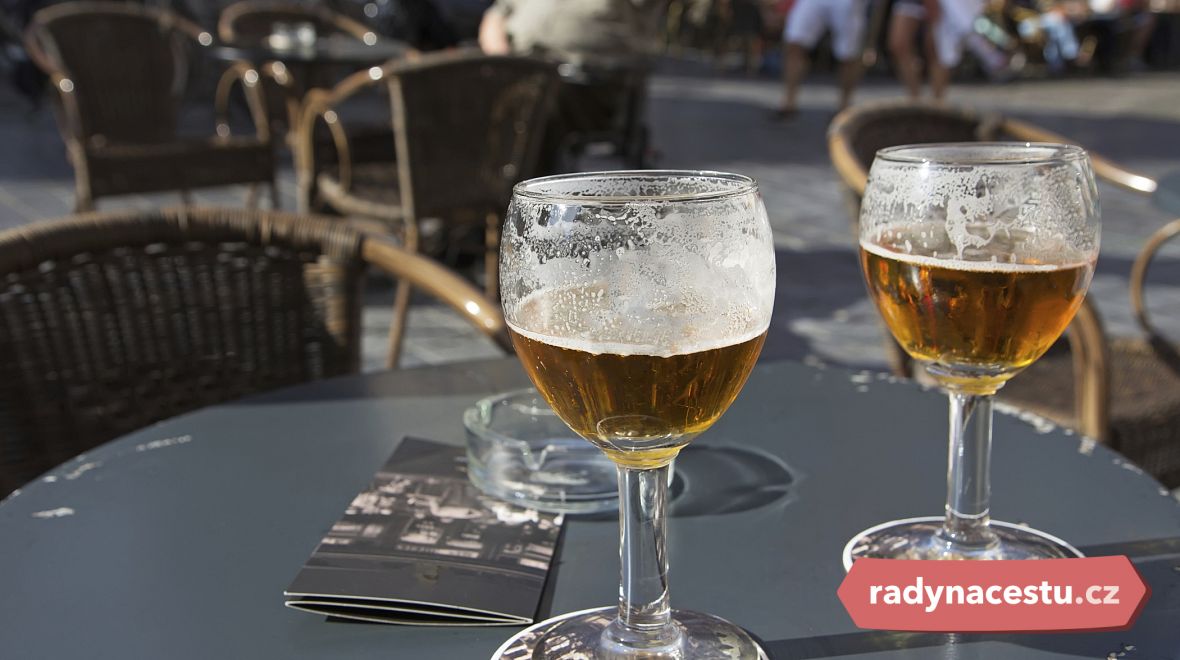 Co pivo, to jiná sklenice. V Belgii neznají jen půllitry. 