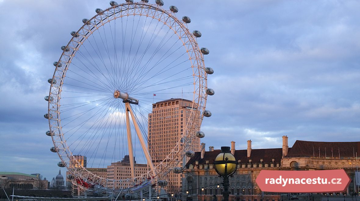 London Eye drží si stále bramborovou medaili za výšku