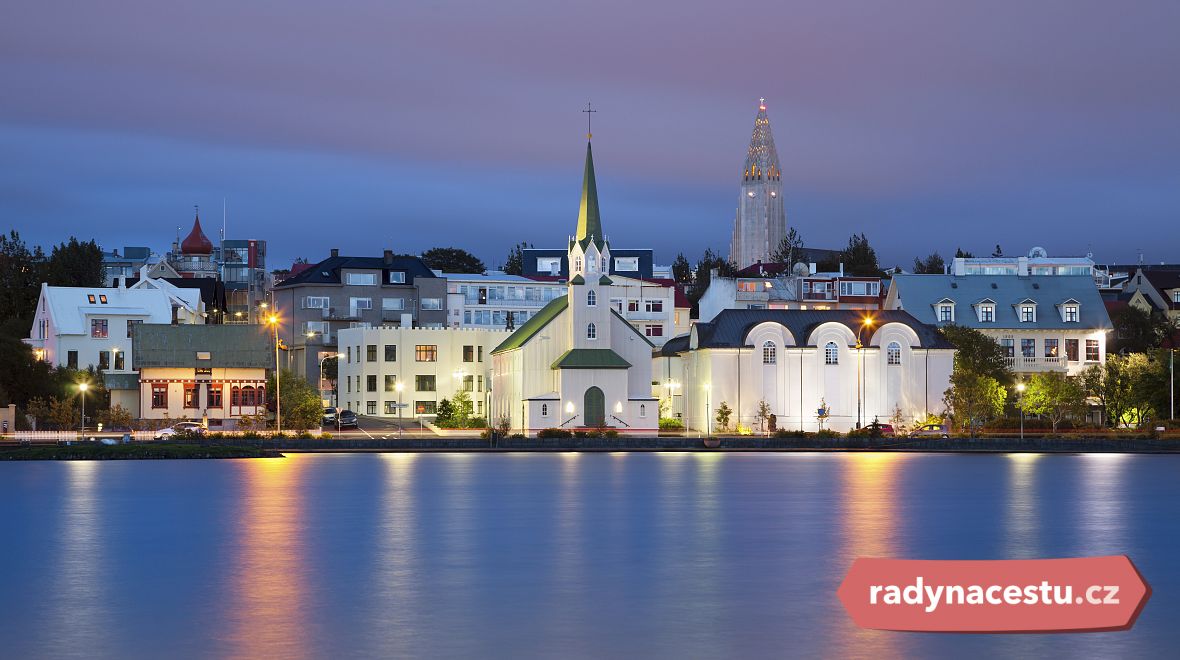 Večerní Reykjavík